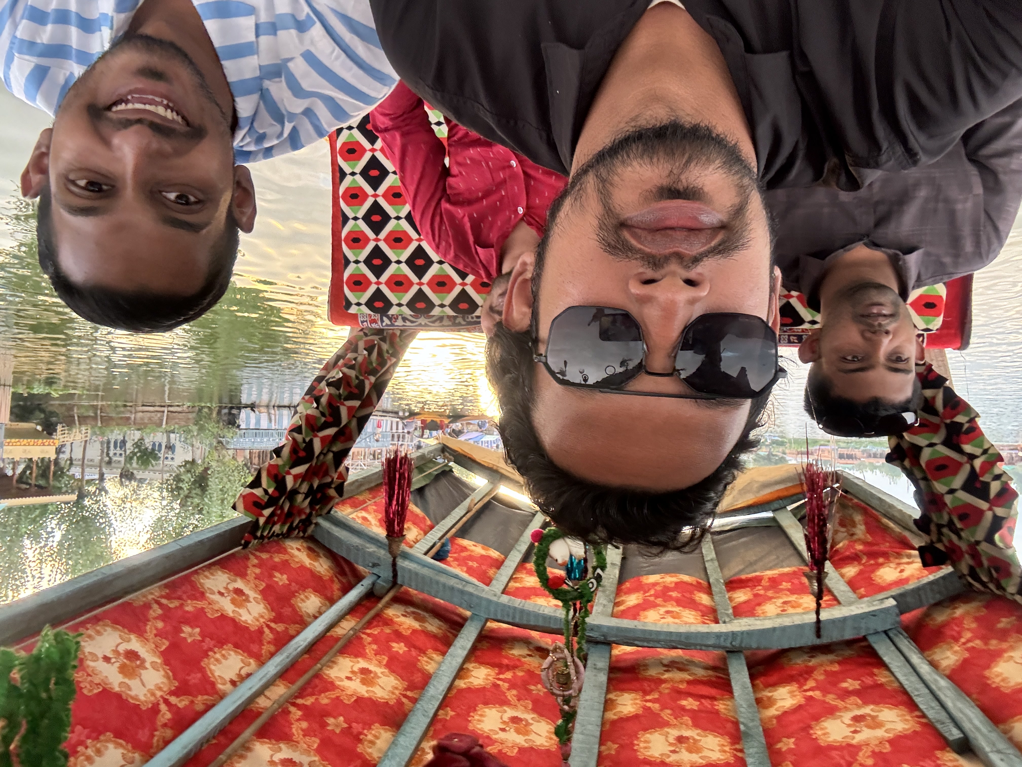 Srinagar Dal Lake Experience - Image 2