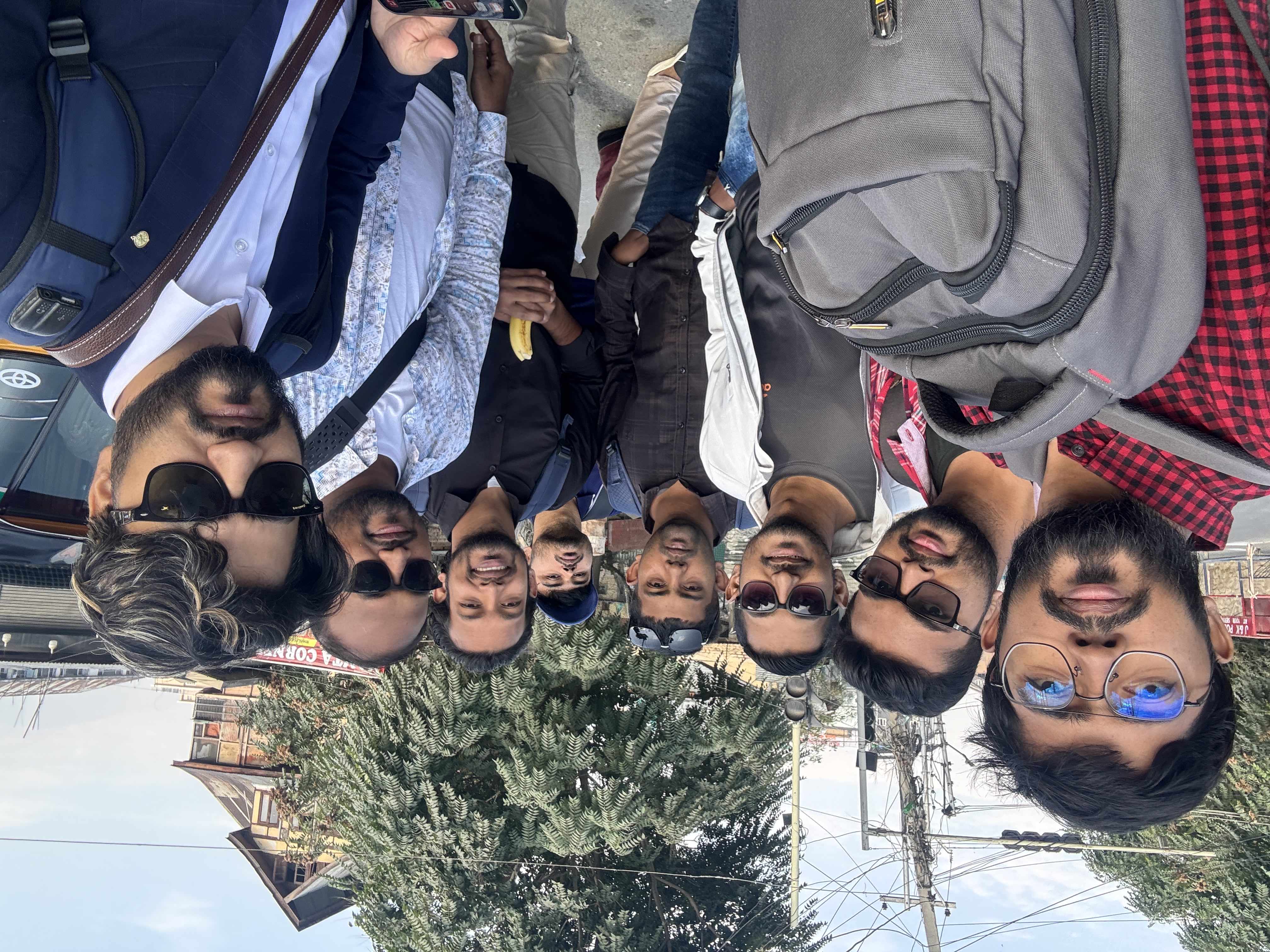 Srinagar Dal Lake Experience - Image 3